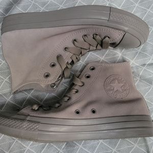 Converse high tops gray